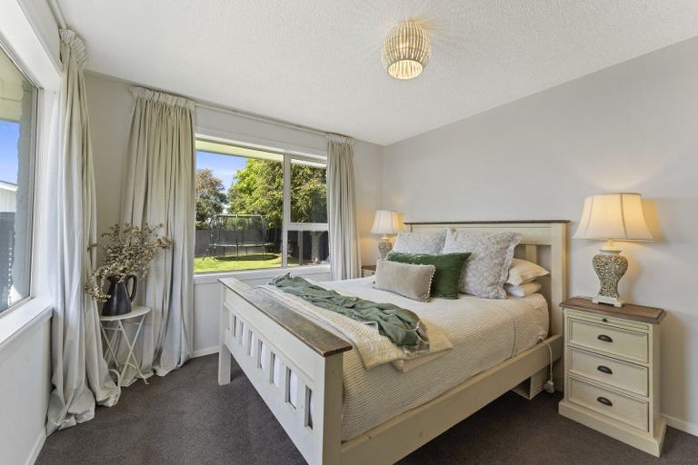 Photo of property in 60 Wingate Street, Redwood, Christchurch, 8051