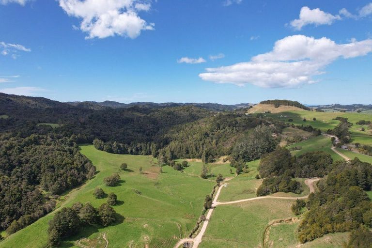 Photo of property in Pigs Head Road, Whakapara, Hikurangi, 0184