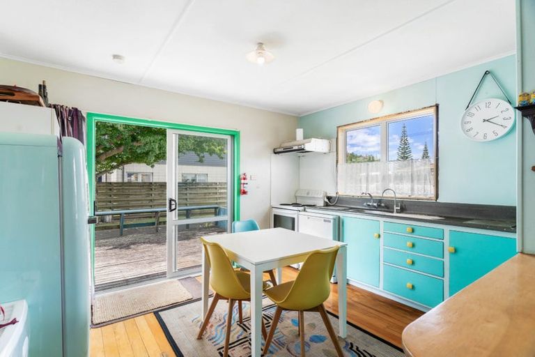 Photo of property in 905 Port Road, Whangamata, 3620