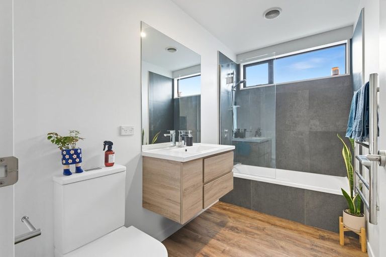 Photo of property in 9 Seelster Lane, Halswell, Christchurch, 8025