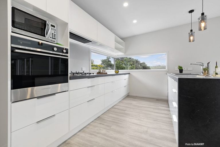 Photo of property in 83a Nevay Road, Miramar, Wellington, 6022