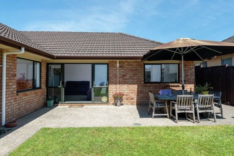 Photo of property in 9 Franshell Crescent, East Tamaki, Auckland, 2013