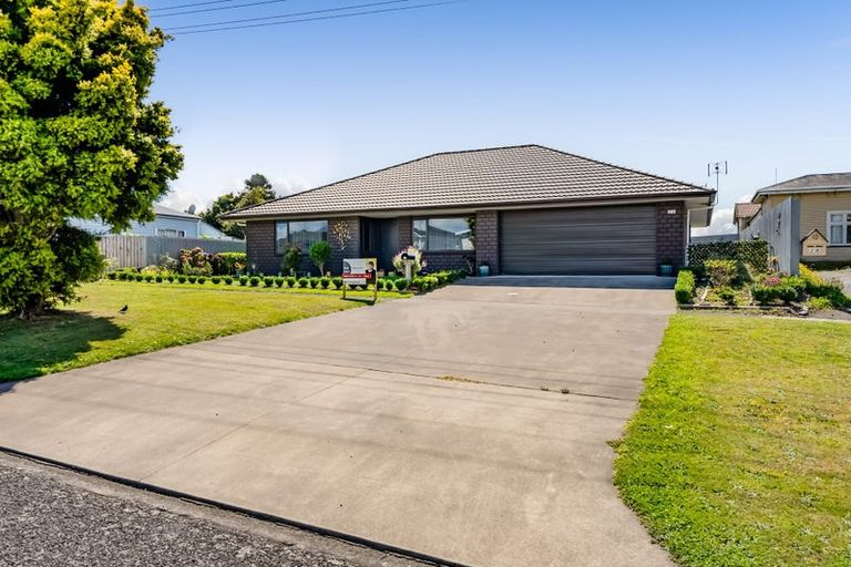 Photo of property in 22 Juliet Street, Stratford, 4332