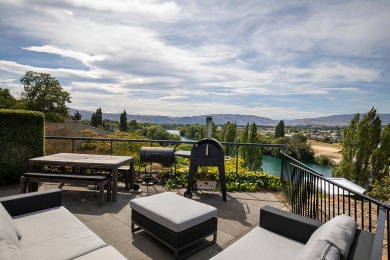 Photo of property in 13b Hart Place, Bridge Hill, Alexandra, 9320