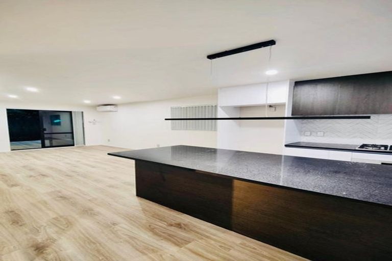 Photo of property in 24b Friedlanders Road, Manurewa, Auckland, 2102