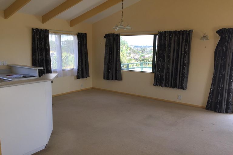 Photo of property in 44a Tiri Road, Manly, Whangaparaoa, 0930