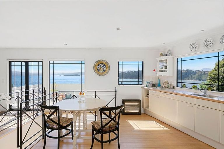 Photo of property in 3/79 Grafton Road, Roseneath, Wellington, 6011