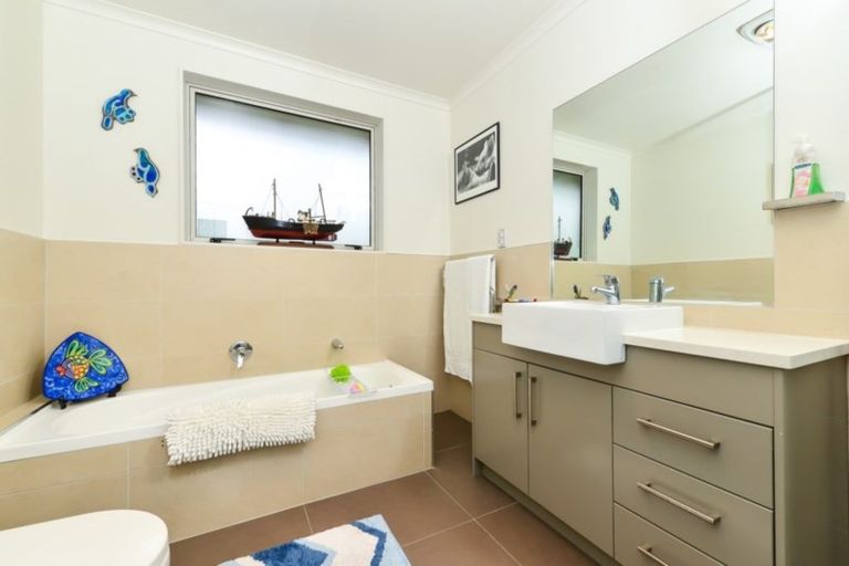 Photo of property in 28 Kelly Road, Cambridge, 3434