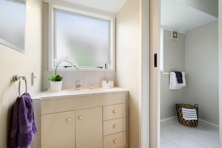 Photo of property in 1/216a Moore Street, Howick, Auckland, 2014