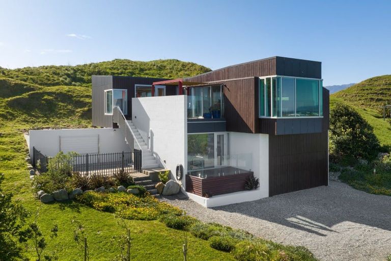 Photo of property in 3/189 Okari Road, Cape Foulwind, Westport, 7892