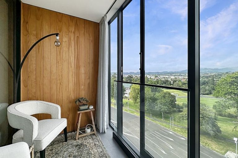 Photo of property in 401/1 Buscomb Avenue, Henderson, Auckland, 0610