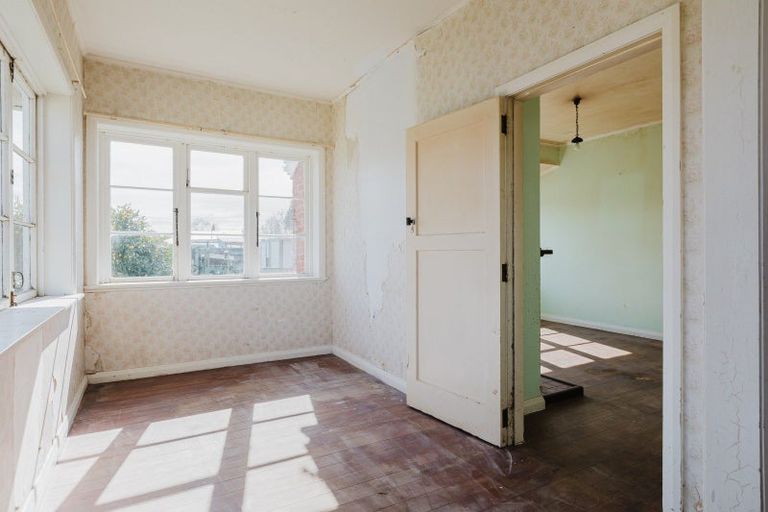 Photo of property in 6 Tyndall Street, Pahiatua, 4910