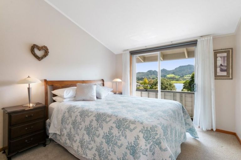 Photo of property in 18 Moana Drive, Tanners Point, Katikati, 3177