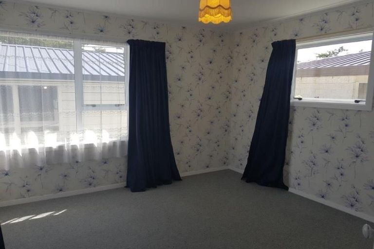 Photo of property in 5 Greendale Avenue, Avonhead, Christchurch, 8042