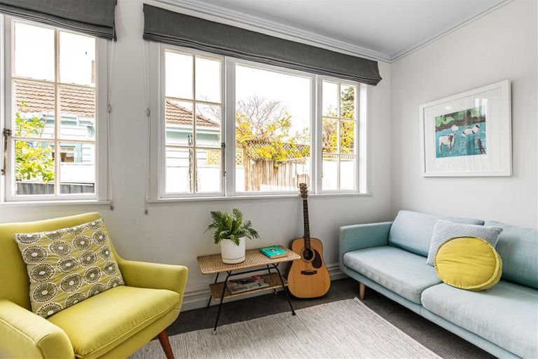 Photo of property in 1/21 Church Street, Devonport, Auckland, 0624