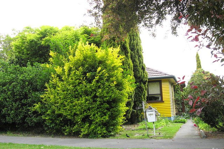 Photo of property in 380 Clyde Road, Bryndwr, Christchurch, 8053