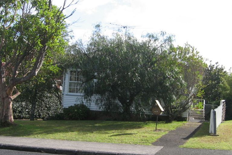 Photo of property in 62 Mcdowell Crescent, Hillcrest, Auckland, 0627