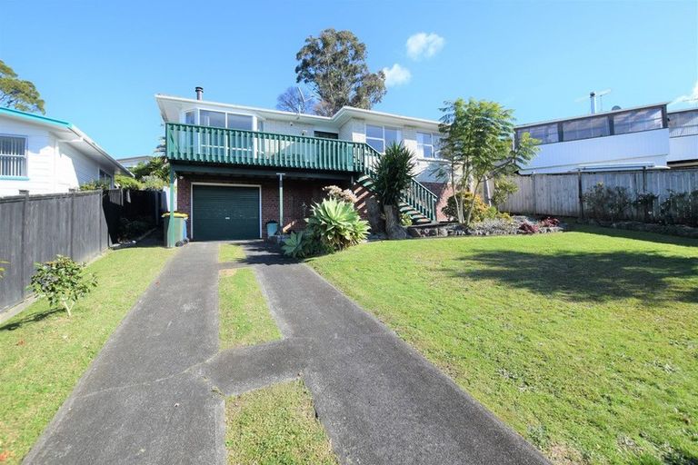 Photo of property in 23 Fitzwater Place, Henderson, Auckland, 0612