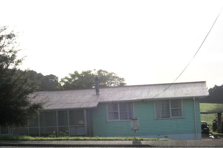 Photo of property in 6 Corks Road, Te Kamo, Whangarei, 0112