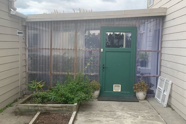 Photo of property in 68 Dixie Street, Te Horo Beach, Otaki, 5581