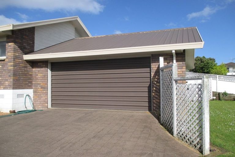 Photo of property in 17 Prospect Place, Western Heights, Hamilton, 3200