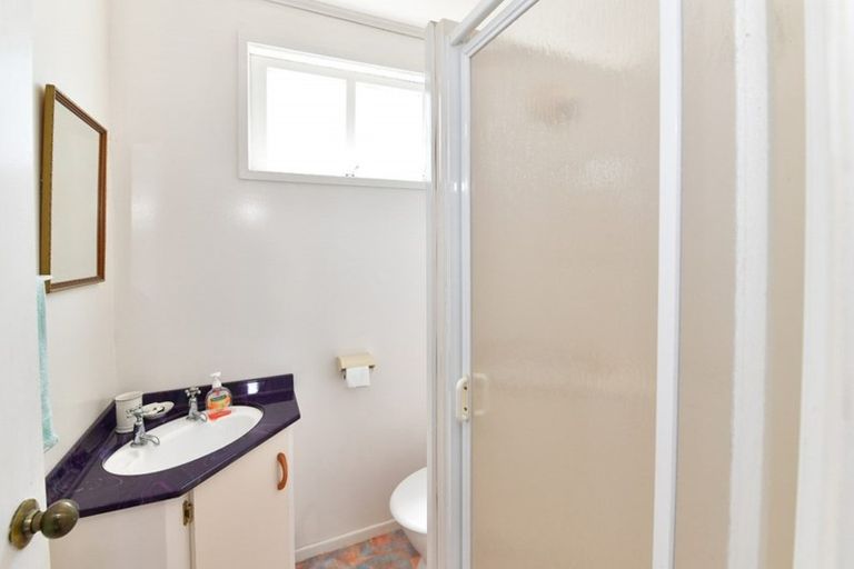 Photo of property in 27 James Mcleod Road, Shelly Beach, South Head, 0874