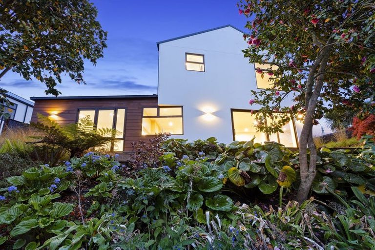 Photo of property in 80c Clyde Road, Ilam, Christchurch, 8041