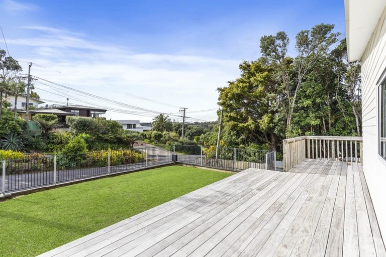 Photo of property in 89 Shakespear Road, Army Bay, Whangaparaoa, 0930