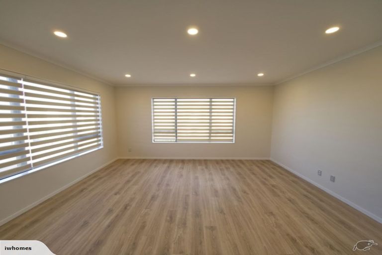 Photo of property in 23 Vazey Way, Hobsonville, Auckland, 0618