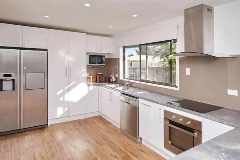 Photo of property in 19 Gilbert Street, Amberley, 7410