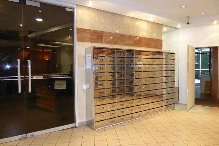 Photo of property in Orange Apartments/victoria Centr, 308/169 The Terrace, Wellington Central, Wellington, 6011