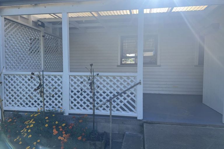 Photo of property in 3 Churchill Avenue, Manurewa, Auckland, 2102