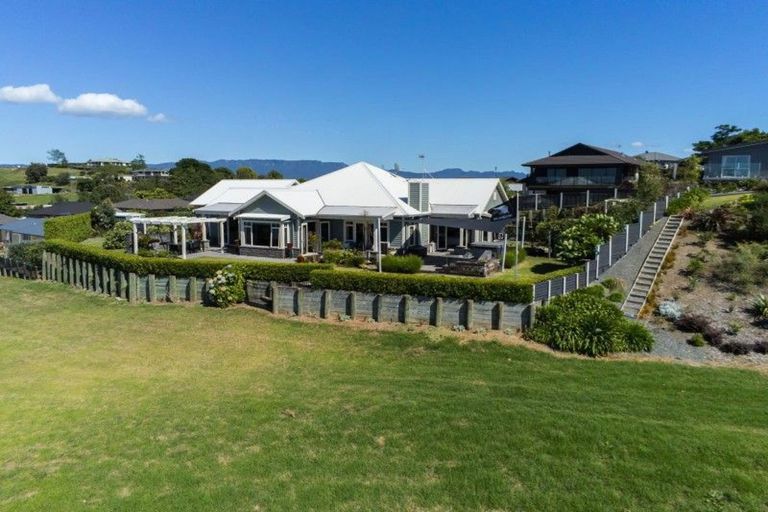 Photo of property in 15 Lynley Park Drive, Omokoroa, 3114