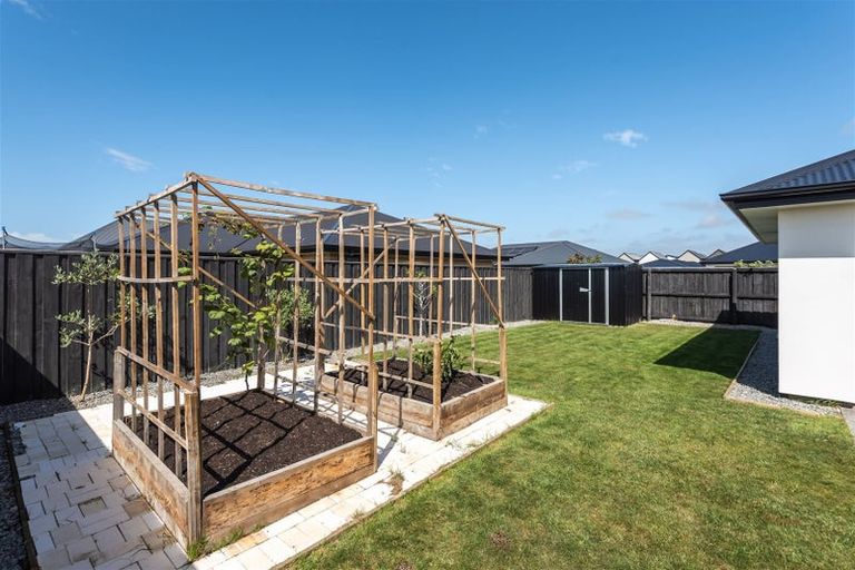 Photo of property in 17 Conailus Street, Halswell, Christchurch, 8025