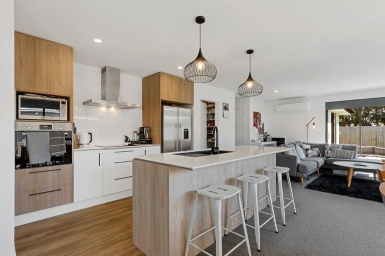 Photo of property in 2/178 Hendersons Road, Hoon Hay, Christchurch, 8025