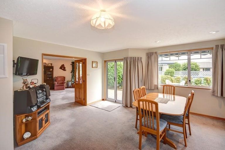 Photo of property in 6 Park Street, Mosgiel, 9024