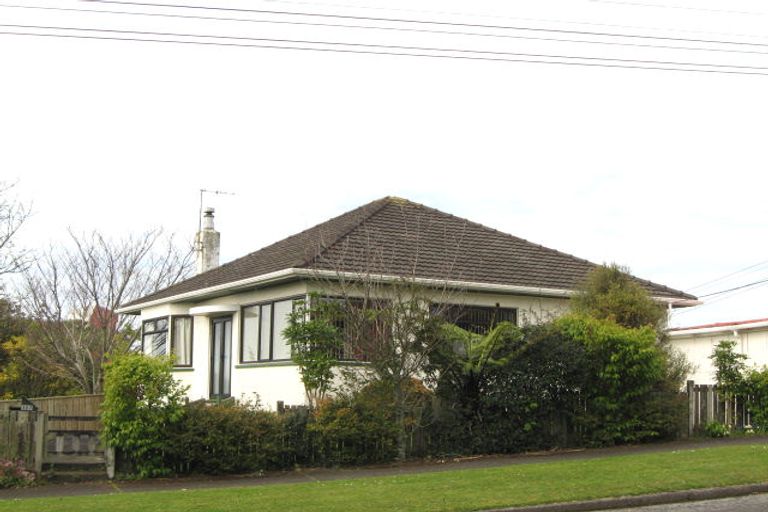 Photo of property in 107c Seaview Road, Westown, New Plymouth, 4310