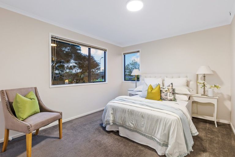 Photo of property in 4 Kippure Close, East Tamaki, Auckland, 2013