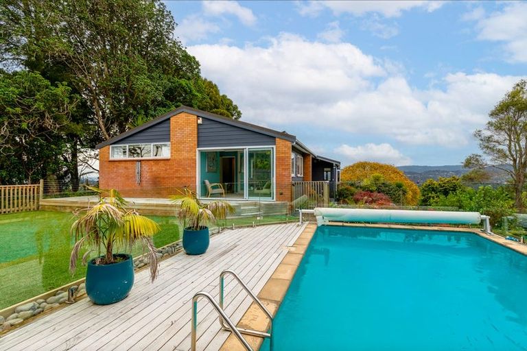 Photo of property in 47 Huia Road, Titirangi, Auckland, 0604