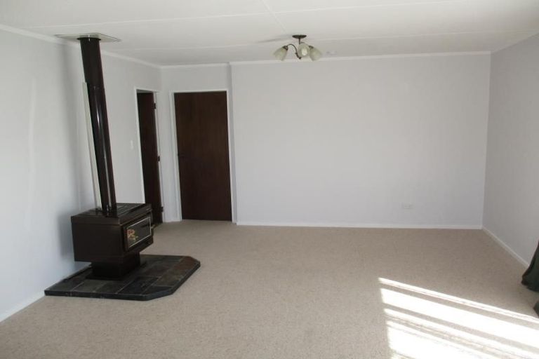 Photo of property in 4 Buckley Grove, Paraparaumu, 5032