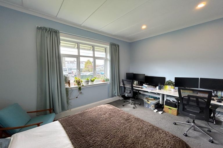 Photo of property in 2 Titoki Street, Alicetown, Lower Hutt, 5010