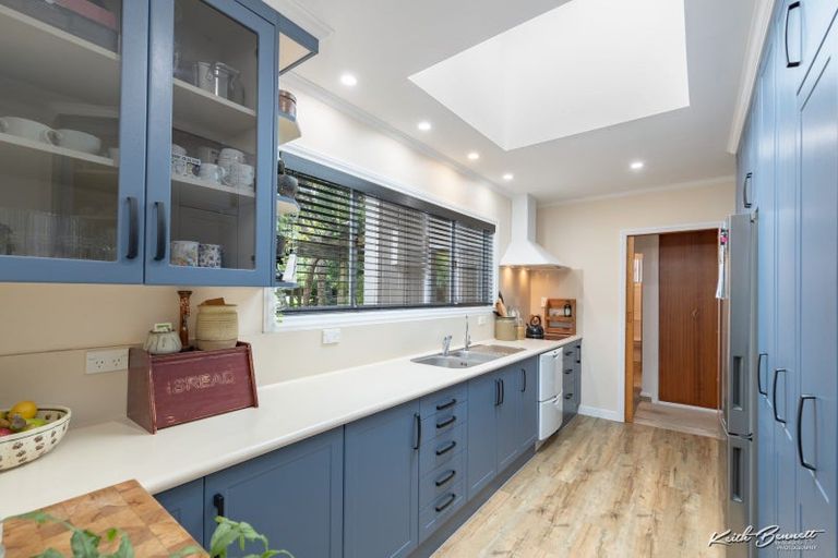 Photo of property in 13 Chichester Drive, Pinehaven, Upper Hutt, 5019