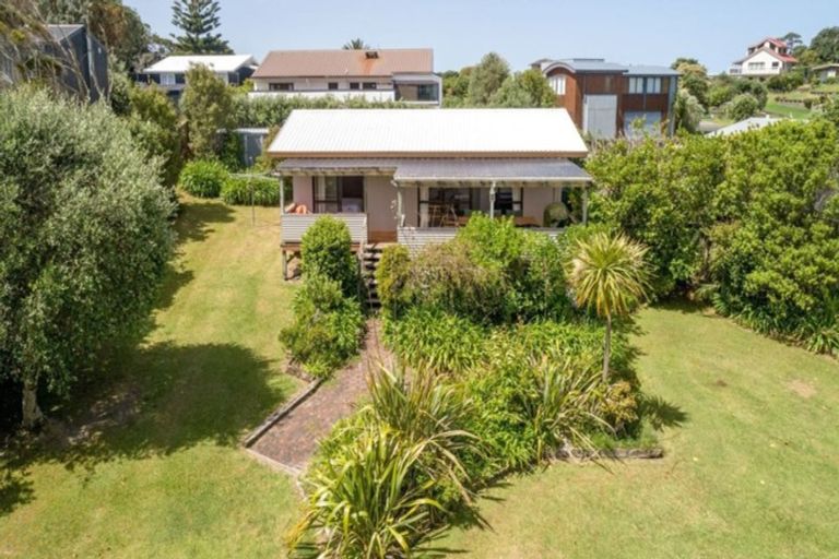 Photo of property in 35 Fishermans Bend, Whiritoa, Whangamata, 3691