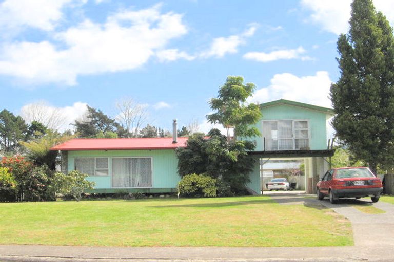 Photo of property in 60 Robinson Road, Whitianga, 3510