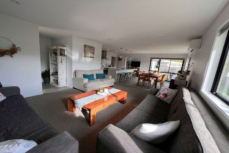 Photo of property in 14 Pakanga Grove, Pyes Pa, Tauranga, 3112