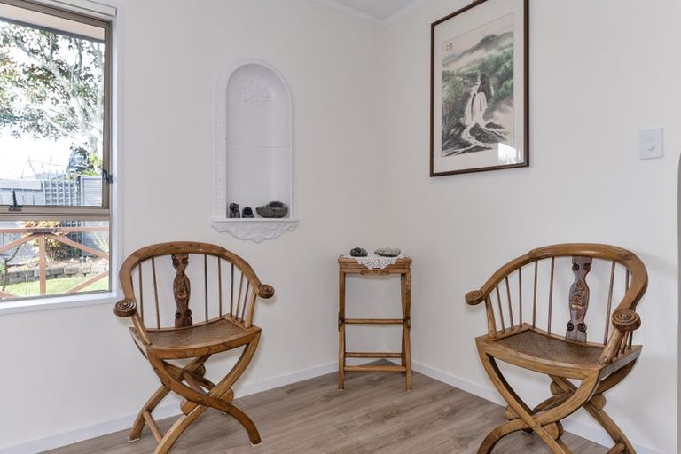 Photo of property in 2/168 Prince Regent Drive, Farm Cove, Auckland, 2012