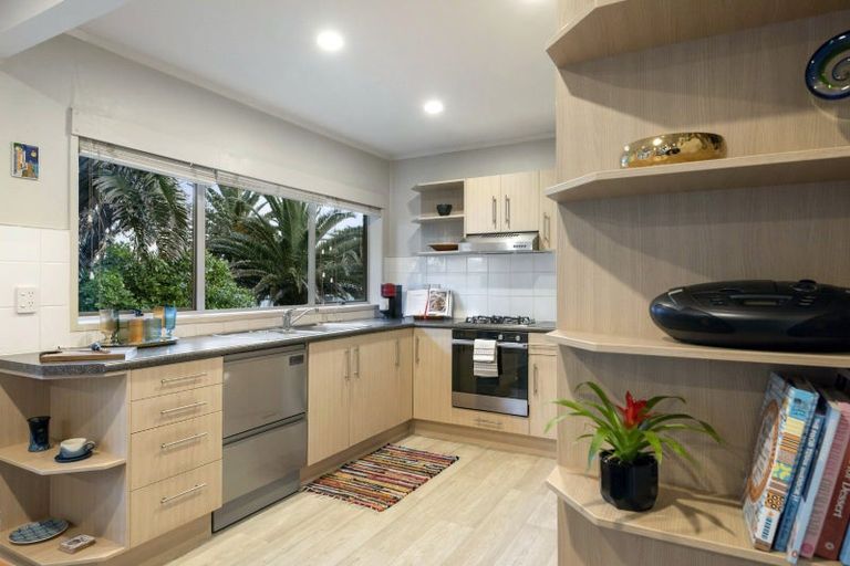 Photo of property in 3/421 Hibiscus Coast Highway, Orewa, 0931