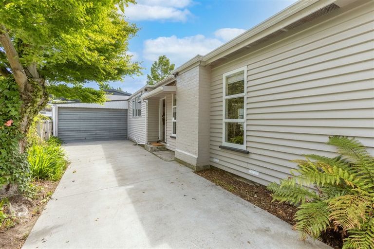 Photo of property in 24a Bowenvale Avenue, Cashmere, Christchurch, 8022