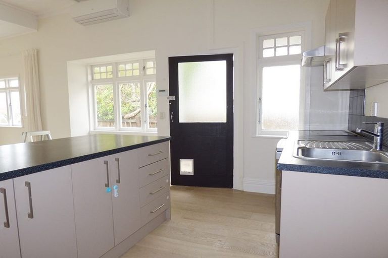 Photo of property in 83 Calgary Street, Mount Eden, Auckland, 1041