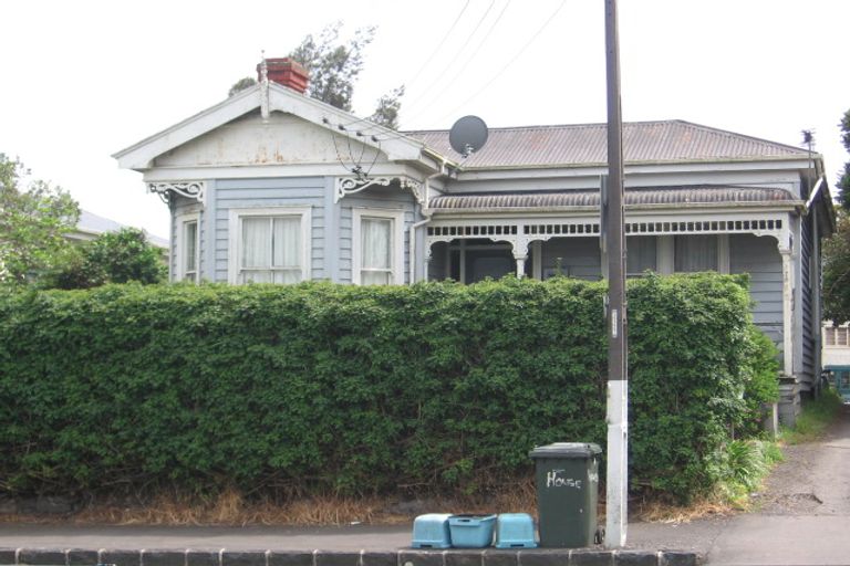 Photo of property in 17 Sandringham Road, Mount Eden, Auckland, 1024